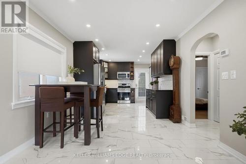 127 Tragina Avenue S, Hamilton, ON - Indoor Photo Showing Other Room