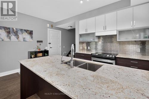 59 - 8161 Kipling Avenue, Vaughan, ON - Indoor Photo Showing Kitchen With Double Sink With Upgraded Kitchen