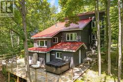 49 HURONWOODS DRIVE  Oro-Medonte, ON L0K 1E0