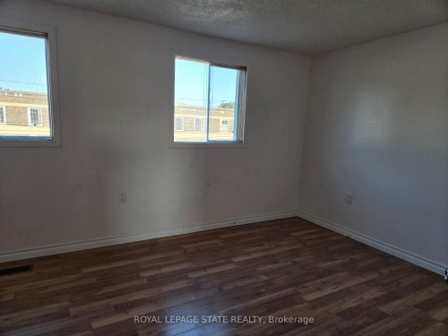 224 Burgar Street, Welland, ON - Indoor Photo Showing Other Room