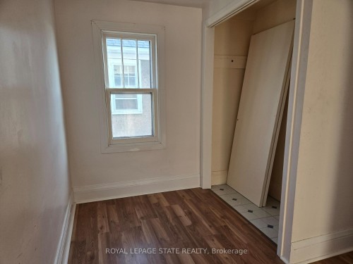 224 Burgar Street, Welland, ON - Indoor Photo Showing Other Room