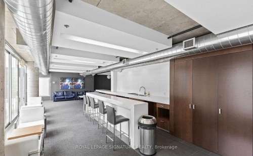 340-340 Mcleod Street, Ottawa Centre, ON - Indoor Photo Showing Other Room