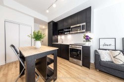 PH9-135 East Liberty Street Toronto, ON M6K 0G7