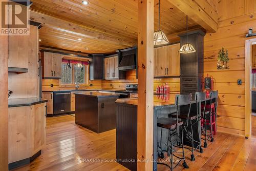 48 Wendy'S Lane, Mckellar, ON - Indoor Photo Showing Kitchen
