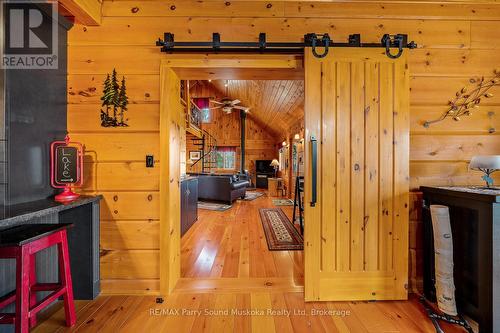 48 Wendy'S Lane, Mckellar, ON - Indoor Photo Showing Other Room