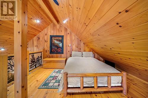 48 Wendy'S Lane, Mckellar, ON - Indoor Photo Showing Other Room