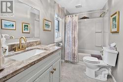 Four-piece main bath. - 