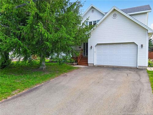 29 Tranquille St, Dieppe, NB 