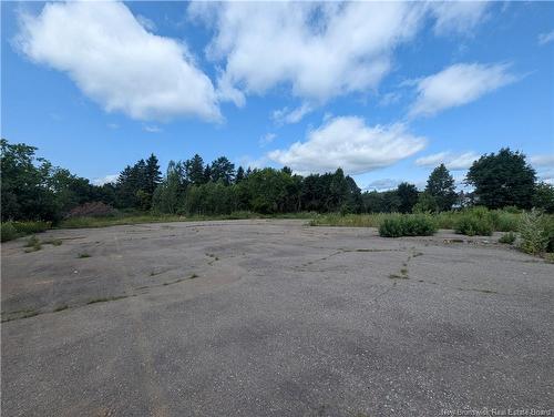 1680 Miramichi, Bathurst, NB 