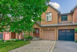 16 Westvillage Drive  Hamilton, ON L9B 2M5