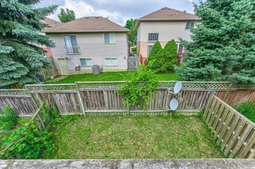 16 Westvillage Drive, Hamilton, ON - Outdoor