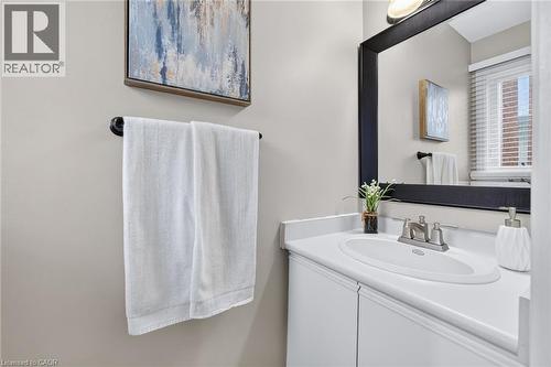 3 Beverly Lane, Georgetown, ON - Indoor Photo Showing Bathroom