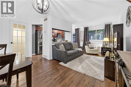 3 Beverly Lane, Georgetown, ON - Indoor