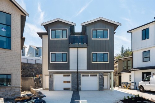 833 Blackbird Pl  Langford, BC V9B 0E7