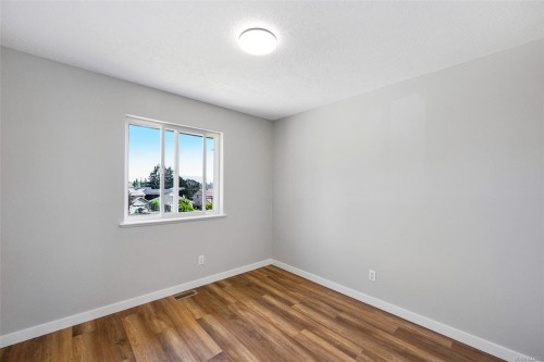 6109 Westridge Rd, Duncan, BC - Indoor Photo Showing Other Room