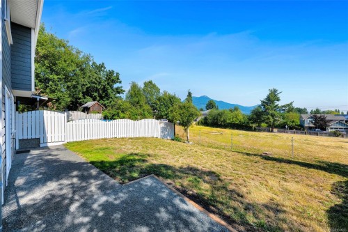 6109 Westridge Rd, Duncan, BC - Outdoor