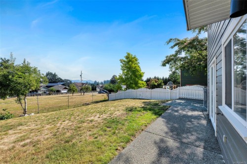 6109 Westridge Rd, Duncan, BC - Outdoor