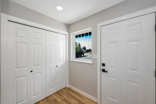 6109 Westridge Rd, Duncan, BC - Indoor Photo Showing Other Room
