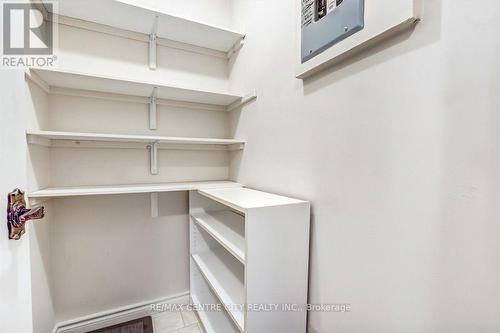11 - 125 Elm Street, St. Thomas, ON - Indoor With Storage