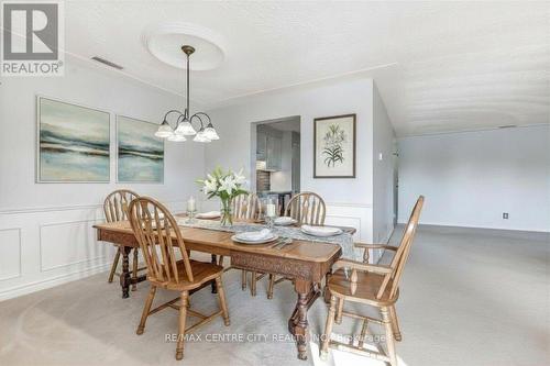 11 - 125 Elm Street, St. Thomas, ON - Indoor Photo Showing Dining Room