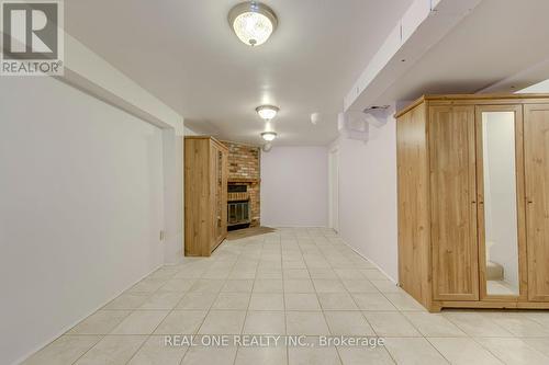 741 Queensbridge Drive, Mississauga, ON - Indoor Photo Showing Other Room