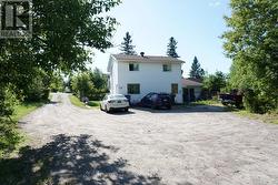 Large Parking Area - 