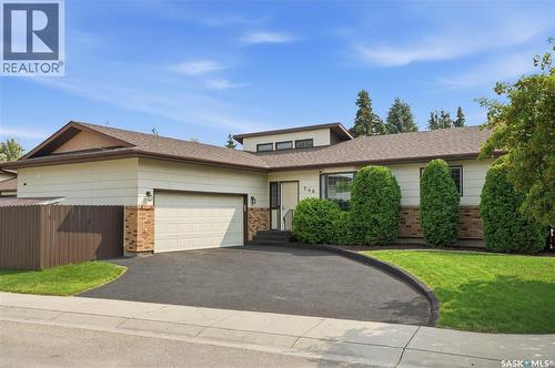 746 Wilkinson Way, Saskatoon, SK 