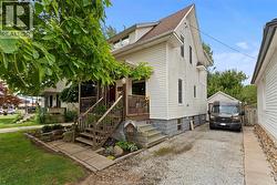 11 VICTORIA AVENUE North Leamington, ON N8H 2V4