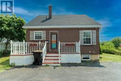 16 McNaughton Drive  St. Johns, NL A1A 2E3