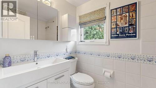 21 Donalbain Crescent, Markham, ON - Indoor Photo Showing Bathroom