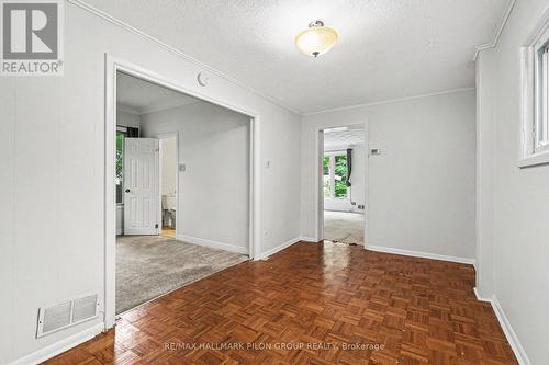 528 Guy Street, Ottawa, ON - Indoor Photo Showing Other Room