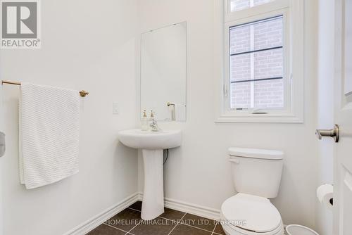14 Sassafras Road, Springwater, ON - Indoor Photo Showing Bathroom