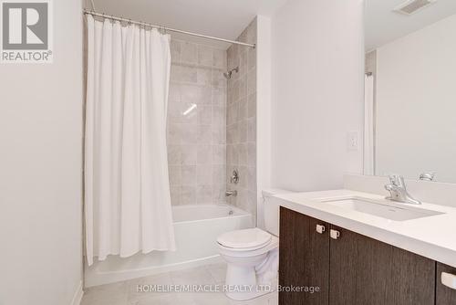 14 Sassafras Road, Springwater, ON - Indoor Photo Showing Bathroom