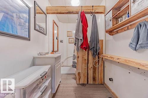 4912 50 St, Egremont, AB - Indoor