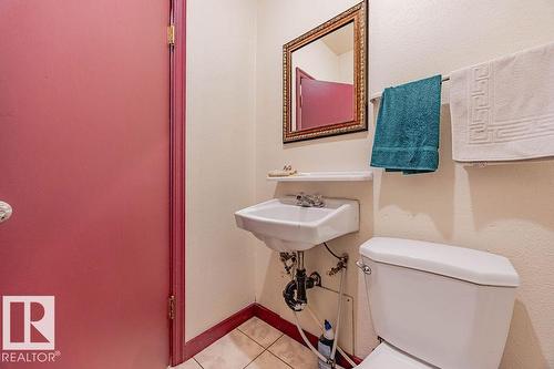 4912 50 St, Egremont, AB - Indoor Photo Showing Bathroom