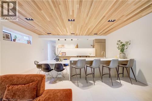 441 East Avenue, Kitchener, ON - Indoor