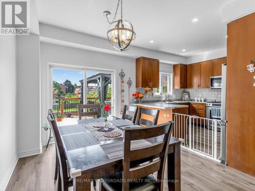 23 Worthview Drive S, Vaughan, ON - Indoor Photo Showing Dining Room