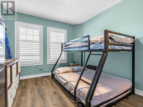 23 Worthview Drive S, Vaughan, ON - Indoor Photo Showing Bedroom