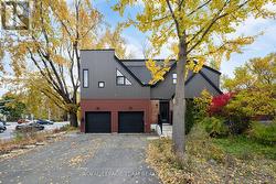 433 DAWSON AVENUE  Ottawa, ON K1Z 5V5