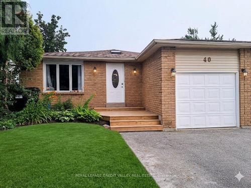 40 HICKLING TRAIL  Barrie, ON L4M 5S4