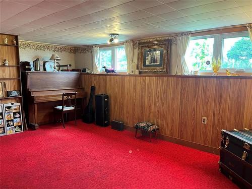 810 26Th Street, Brandon, MB - Indoor Photo Showing Other Room