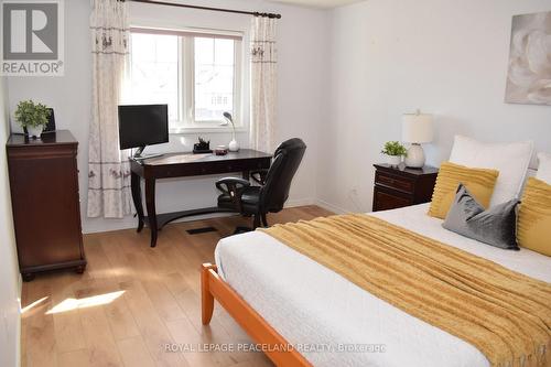 28 Lemon Grass Street, Kitchener, ON - Indoor Photo Showing Bedroom