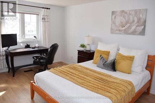 28 Lemon Grass Street, Kitchener, ON - Indoor Photo Showing Bedroom