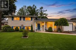 18 CASTERTON AVENUE Kingston (Central City West), ON K7M 1R5