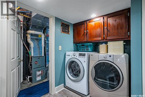 630 8Th Avenue N, Saskatoon, SK - Indoor Photo Showing Laundry Room