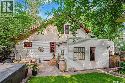 630 8Th Avenue N, Saskatoon, SK - Outdoor