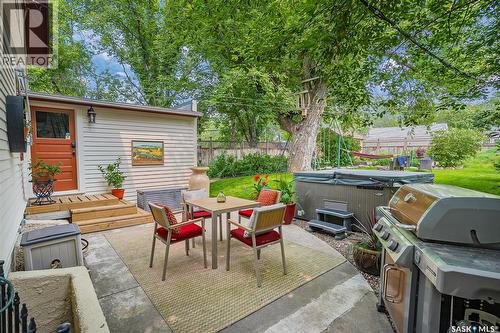 630 8Th Avenue N, Saskatoon, SK - Outdoor With Deck Patio Veranda