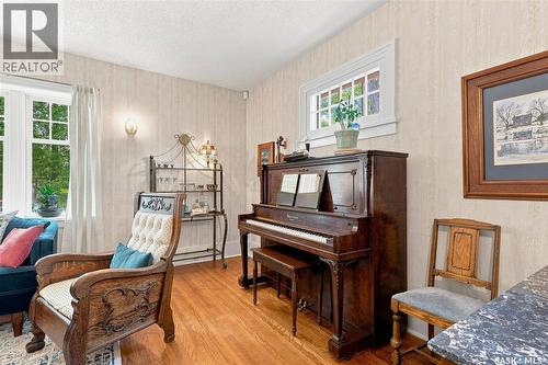 630 8Th Avenue N, Saskatoon, SK - Indoor