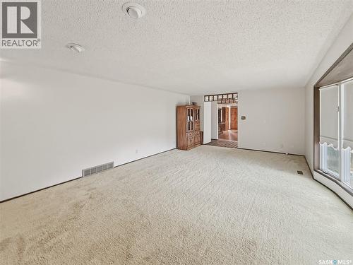512 1St Street N, Cabri, SK - Indoor Photo Showing Other Room