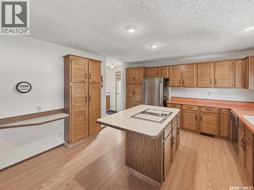 512 1St Street N, Cabri, SK - Indoor Photo Showing Kitchen